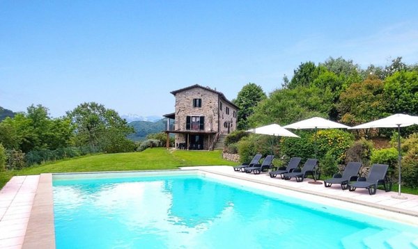 casa indipendente in vendita a Fosciandora