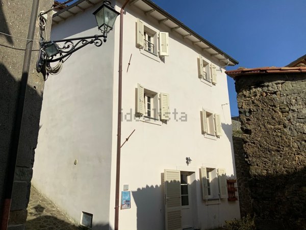 casa indipendente in vendita a Fosciandora
