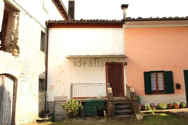 appartamento in vendita a Fosciandora in zona Migliano