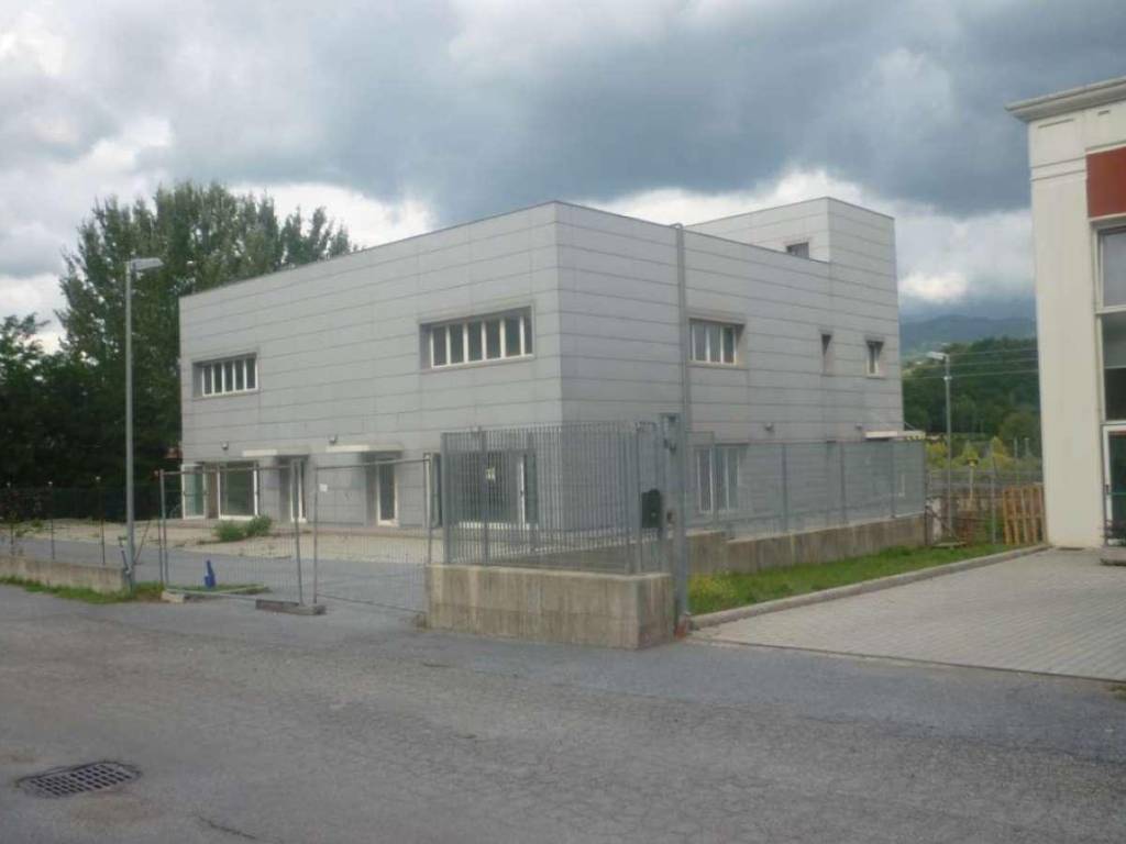 negozio in vendita a Gallicano