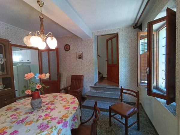 casa indipendente in vendita a Gallicano