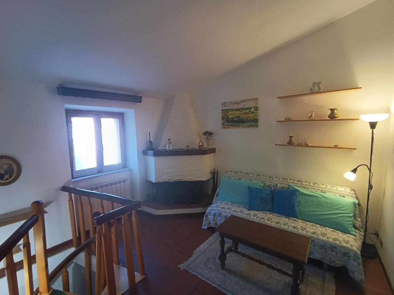 casa indipendente in vendita a Gallicano