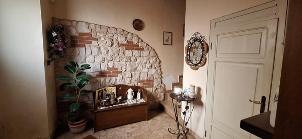 casa indipendente in vendita a Gallicano