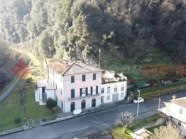 casa indipendente in vendita a Gallicano