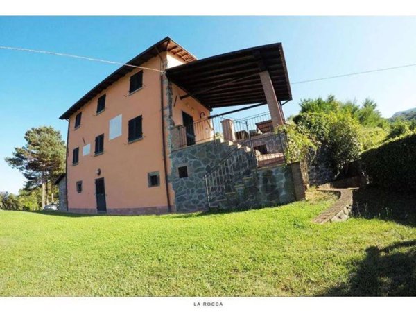 casa indipendente in vendita a Gallicano