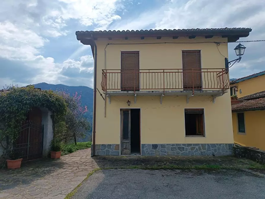 casa indipendente in vendita a Gallicano