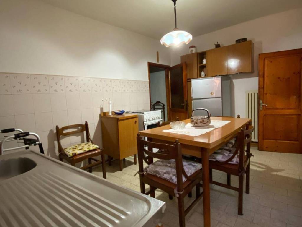 casa indipendente in vendita a Gallicano