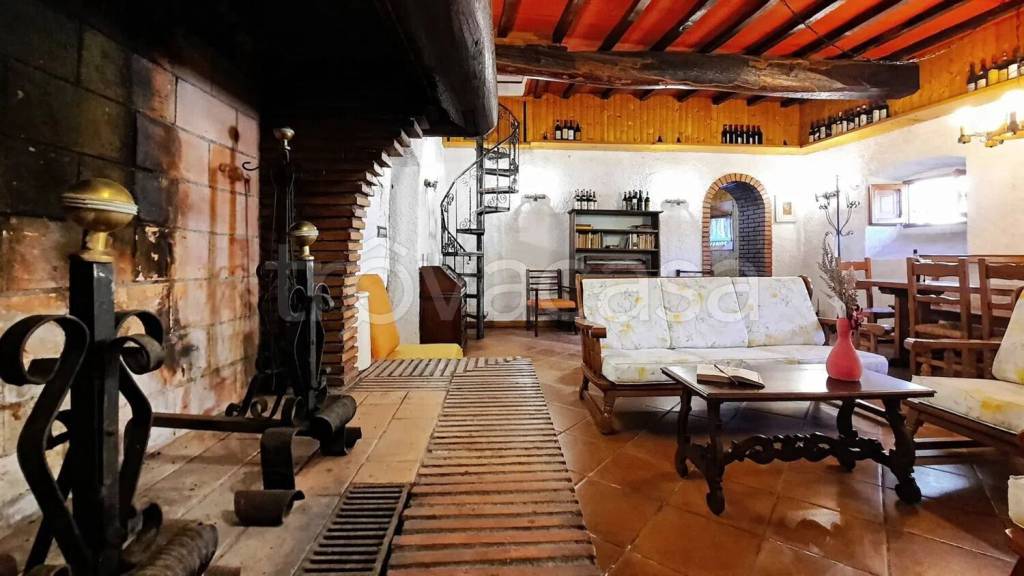 appartamento in vendita a Gallicano