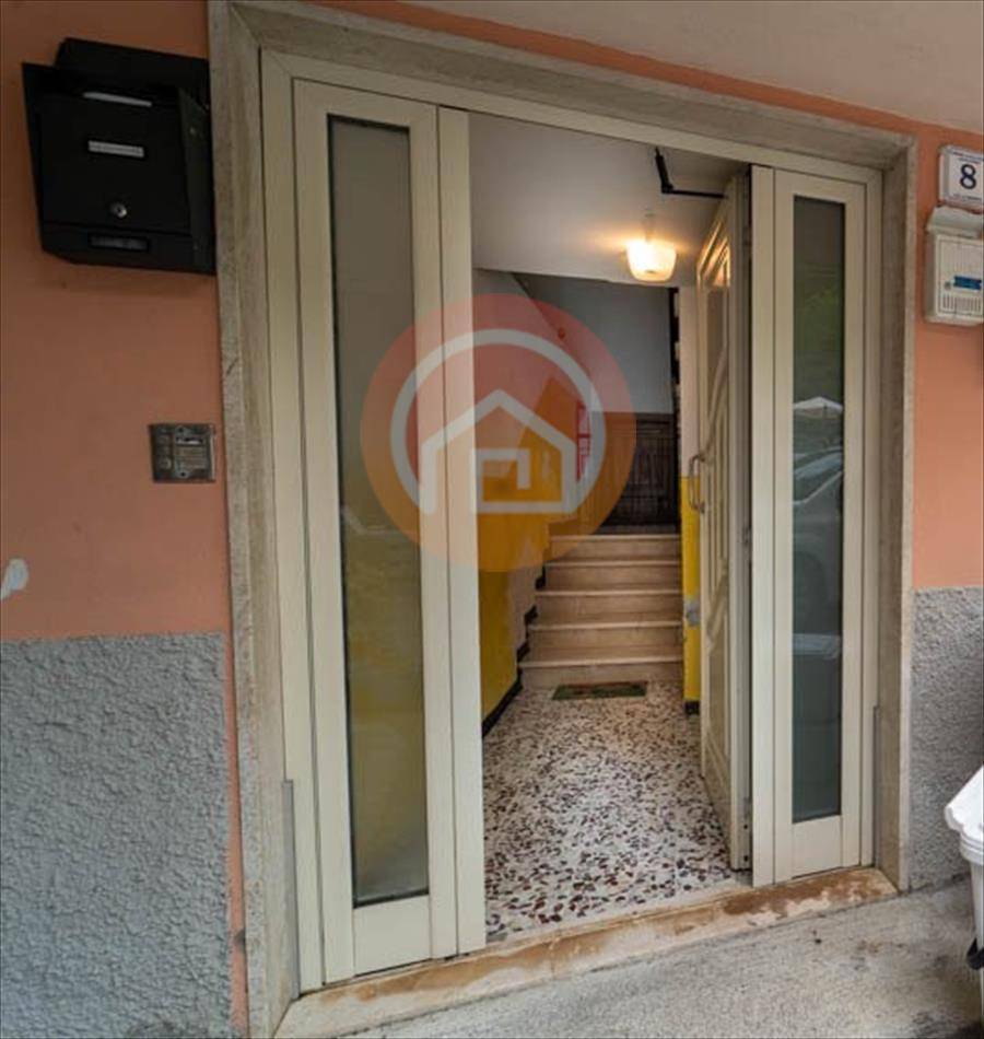 casa indipendente in vendita a Gallicano