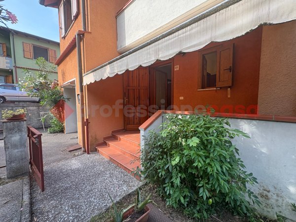 casa indipendente in vendita a Gallicano
