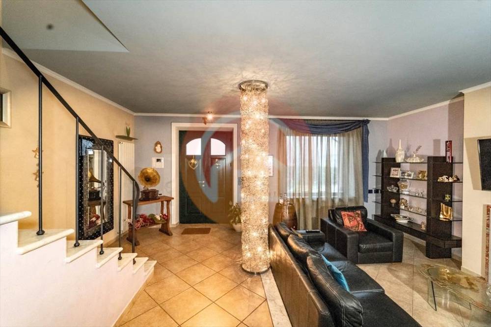 casa indipendente in vendita a Gallicano