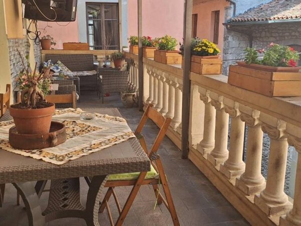casa indipendente in vendita a Gallicano
