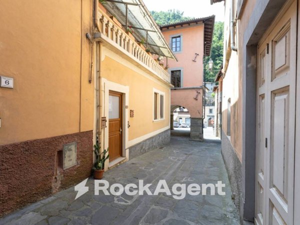 casa indipendente in vendita a Gallicano