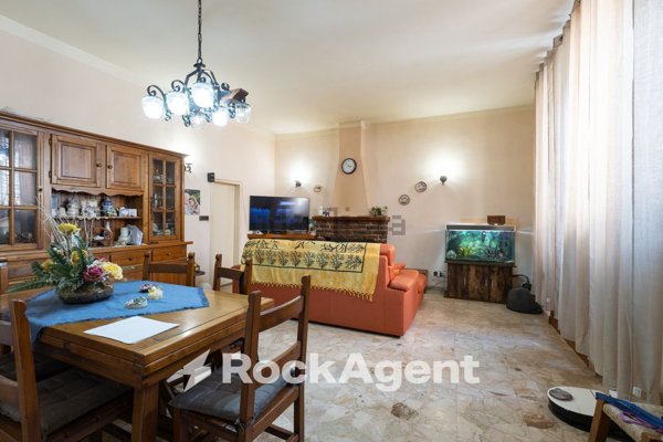 casa indipendente in vendita a Gallicano