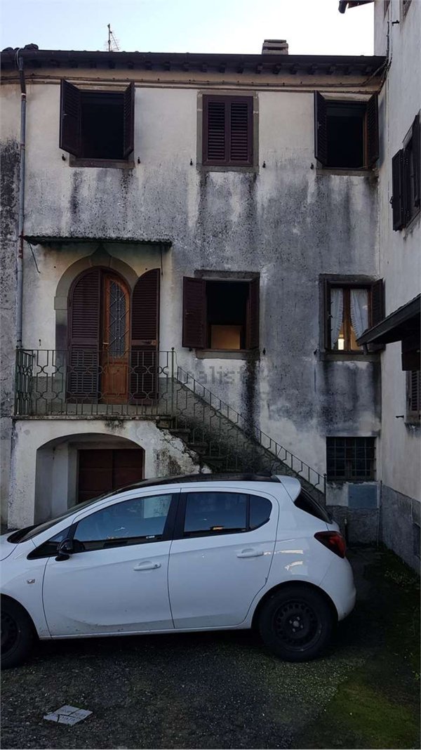 casa indipendente in vendita a Gallicano