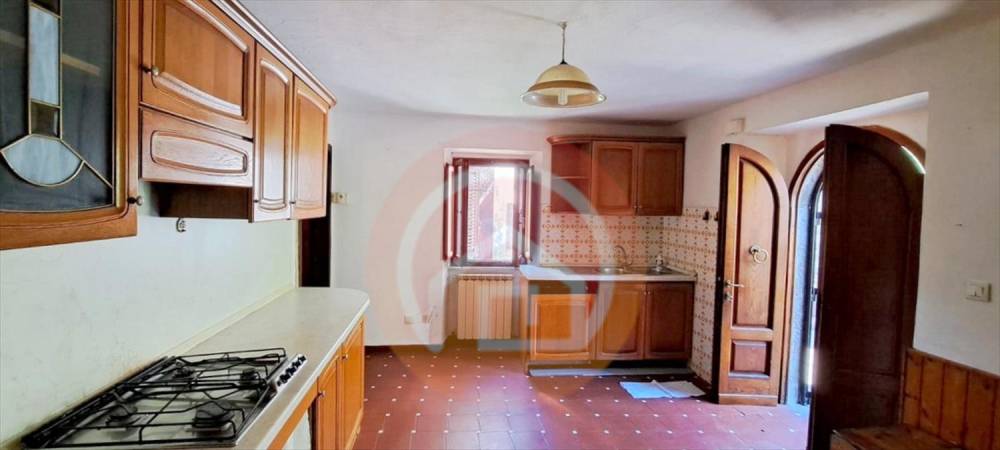 casa indipendente in vendita a Gallicano