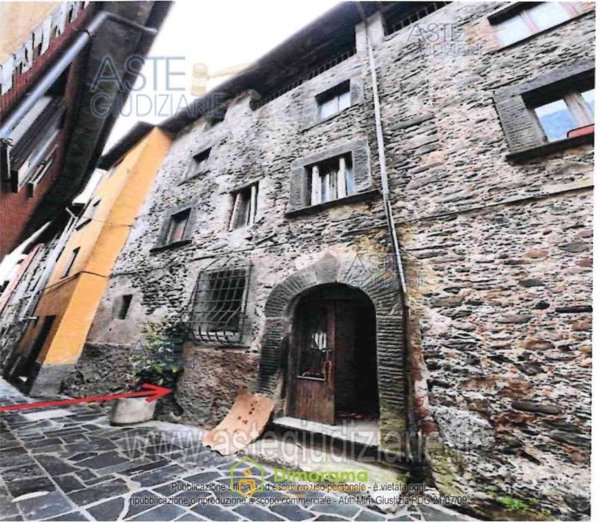 casa indipendente in vendita a Gallicano