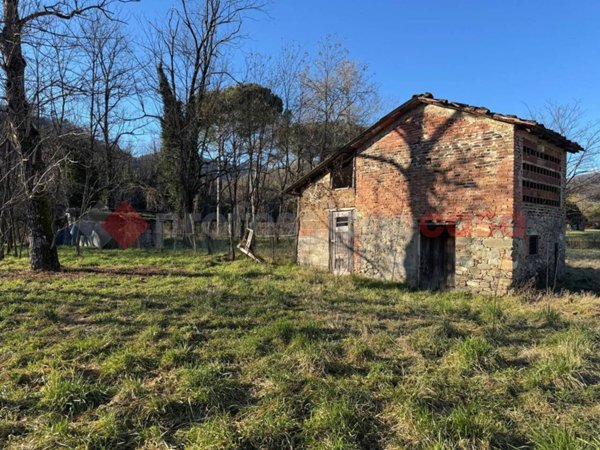 casa indipendente in vendita a Gallicano