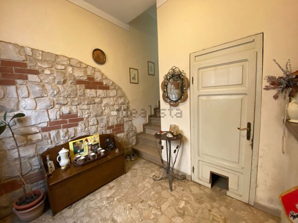 casa indipendente in vendita a Gallicano