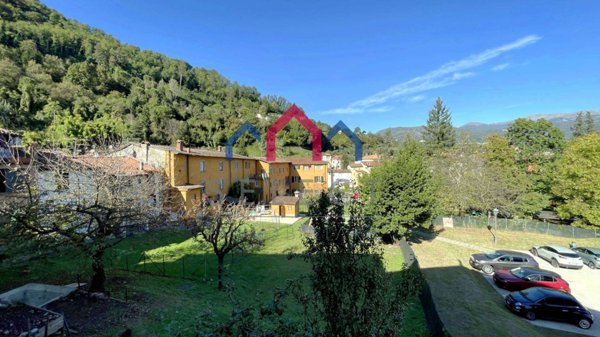 casa indipendente in vendita a Gallicano