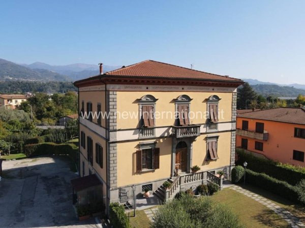 casa indipendente in vendita a Gallicano
