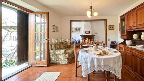 pentavano in vendita a Gallicano