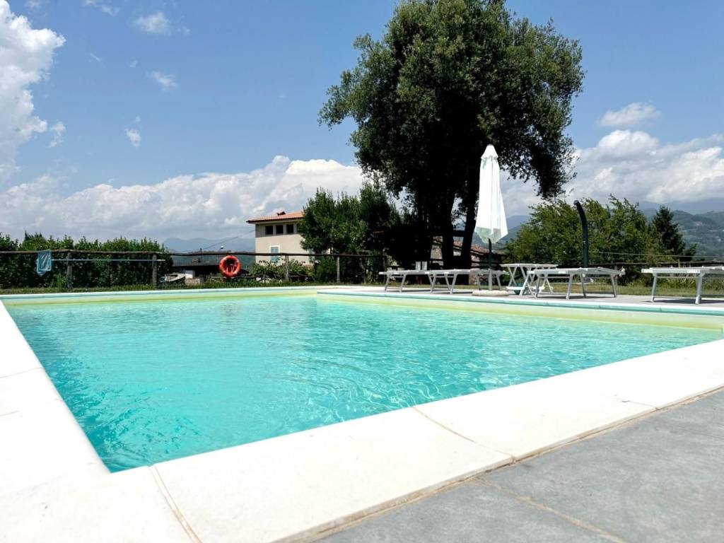casa indipendente in vendita a Gallicano