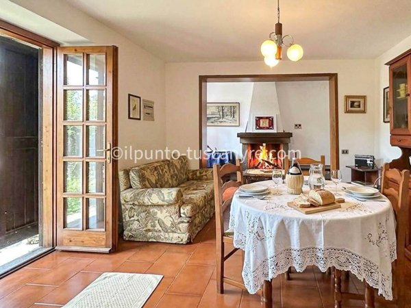 casa indipendente in vendita a Gallicano