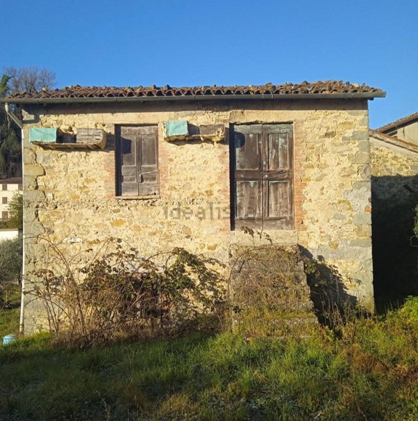 casale in vendita a Gallicano