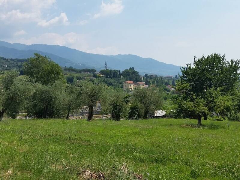 terreno edificabile in vendita a Lucca in zona Sant'Anna