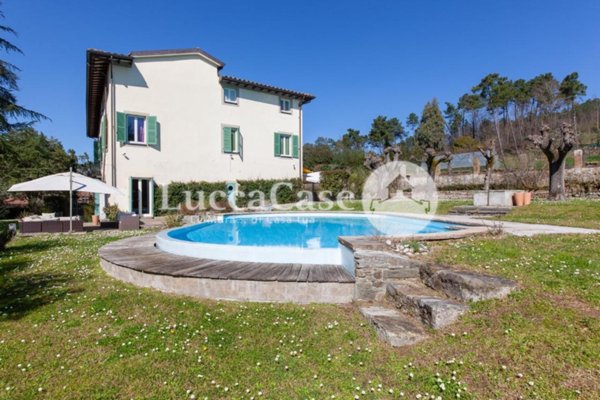 villa in vendita a Lucca in zona Maggiano
