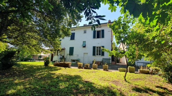 casa indipendente in vendita a Lucca in zona zona San Marco