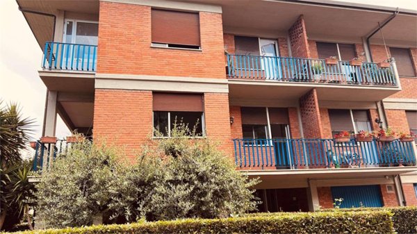 appartamento in vendita a Lucca in zona zona San Vito