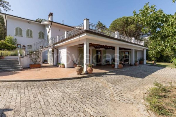 casa indipendente in vendita a Lucca in zona Sant'Alessio