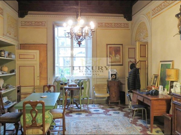 appartamento in vendita a Lucca in zona Centro Città