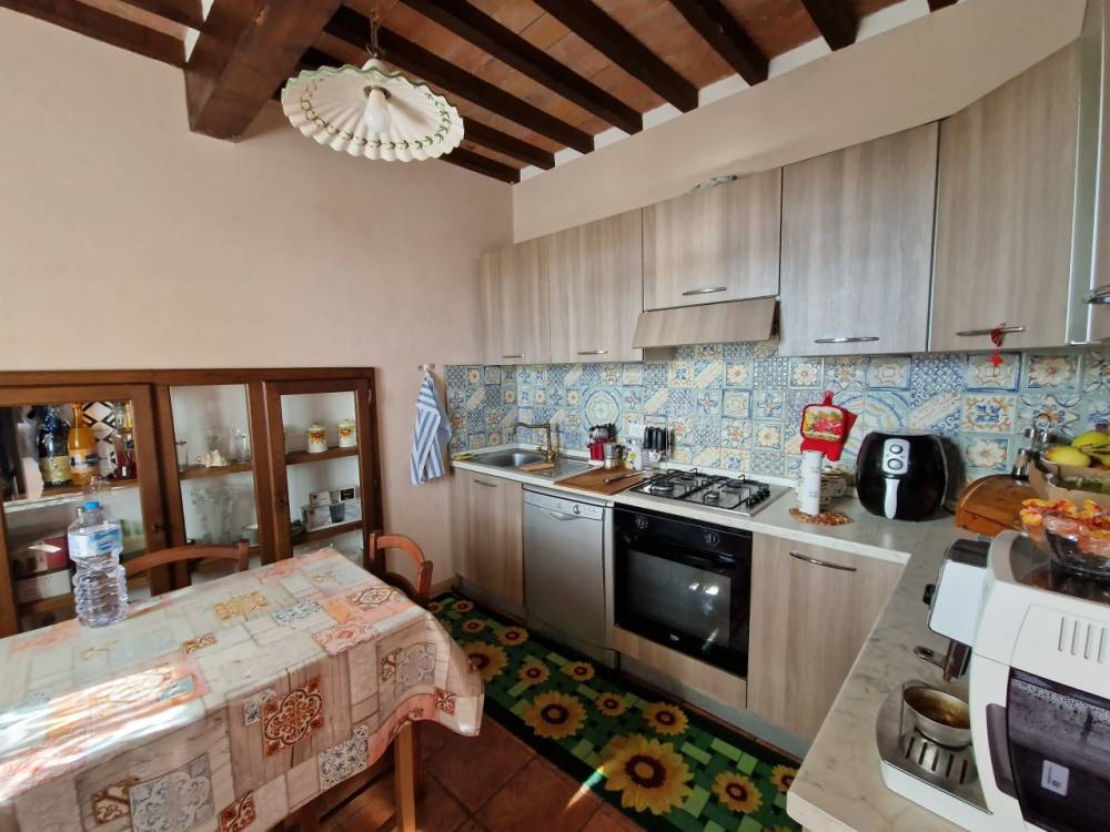 appartamento in vendita a Lucca in zona Centro Città
