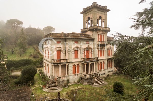 villa in vendita a Lucca