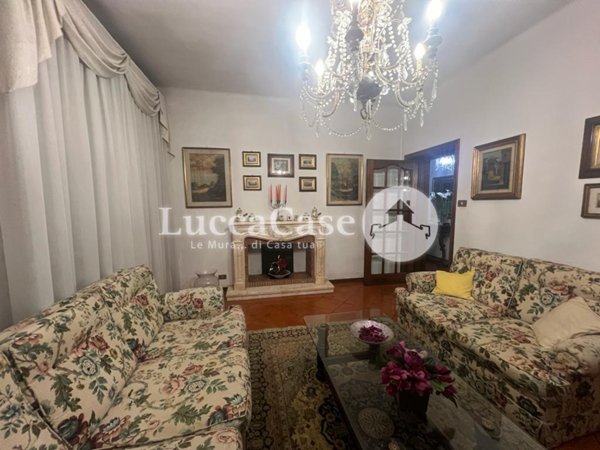 casa indipendente in vendita a Lucca in zona Zona San Concordio