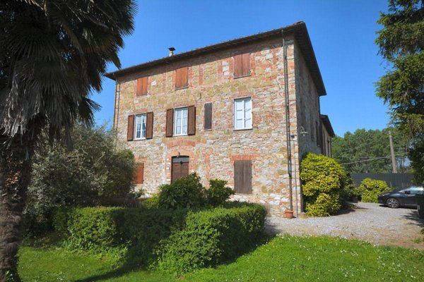 mansarda in vendita a Lucca in zona San Donato