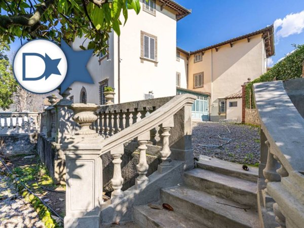 villa in vendita a Lucca in zona Monte San Quirico