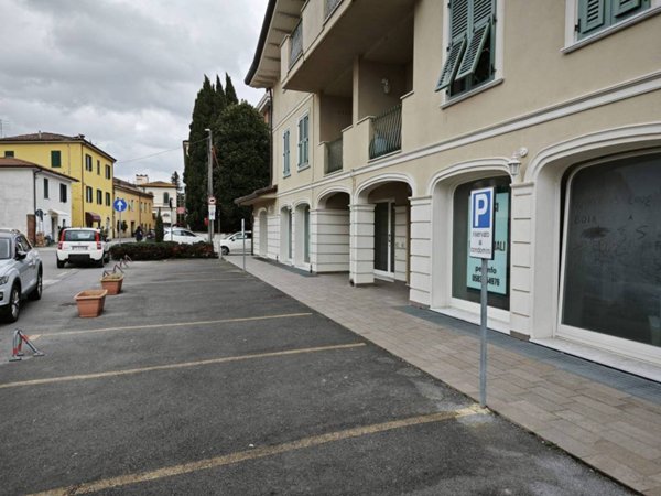 ufficio in vendita a Lucca in zona zona San Marco