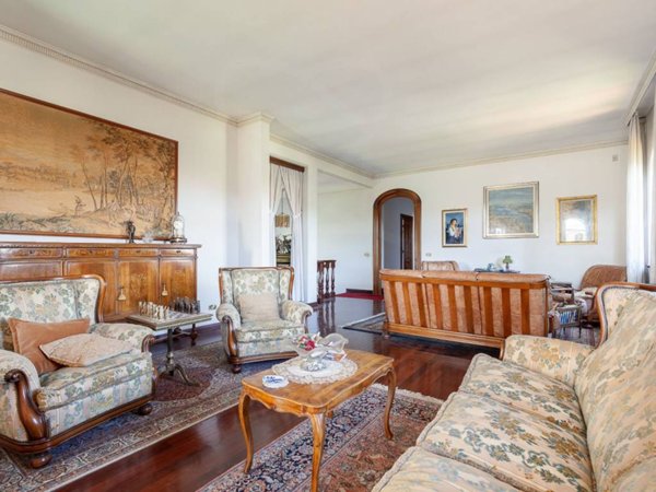 casa indipendente in vendita a Lucca in zona zona San Marco