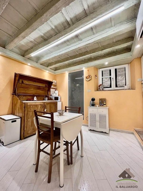 appartamento in vendita a Lucca in zona Centro Città