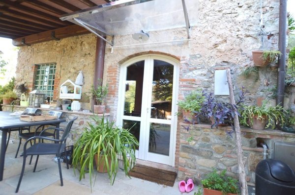 villa in vendita a Lucca in zona Ponte a Moriano