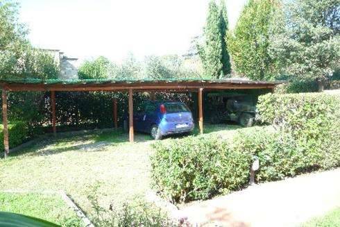 casa indipendente in vendita a Lucca in zona Monte San Quirico