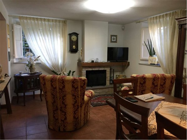 casa indipendente in vendita a Lucca in zona Santa Margherita