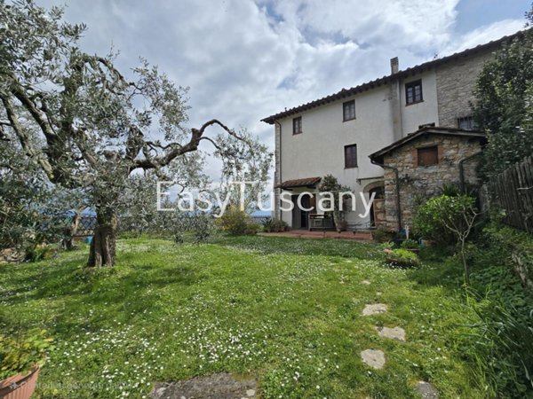 casa indipendente in vendita a Lucca in zona Ponte San Pietro