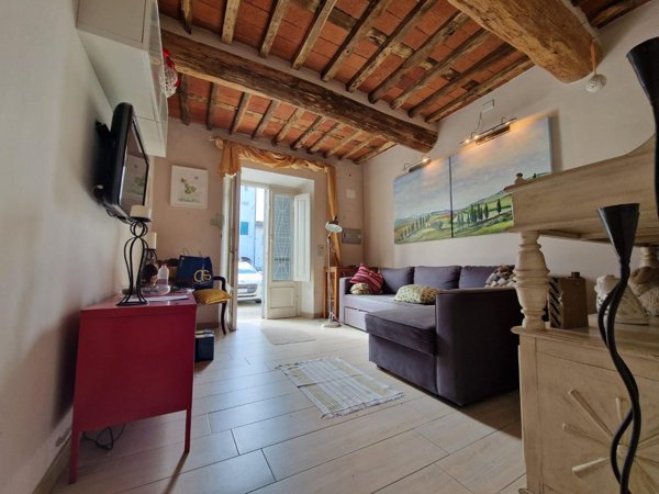casa indipendente in vendita a Lucca in zona Sant'Anna