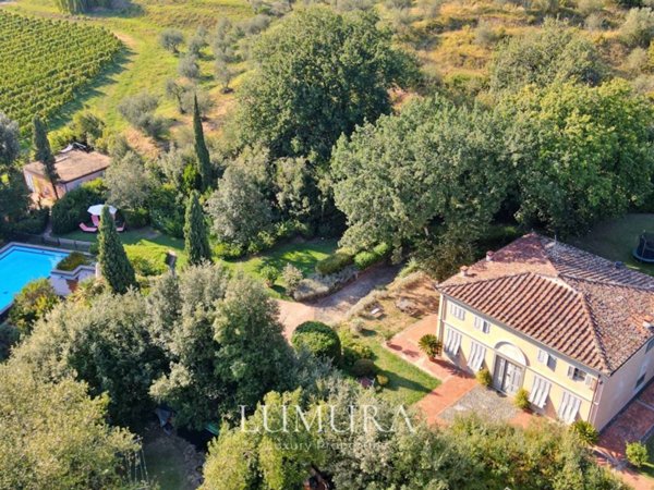 casa indipendente in vendita a Lucca in zona Mastiano