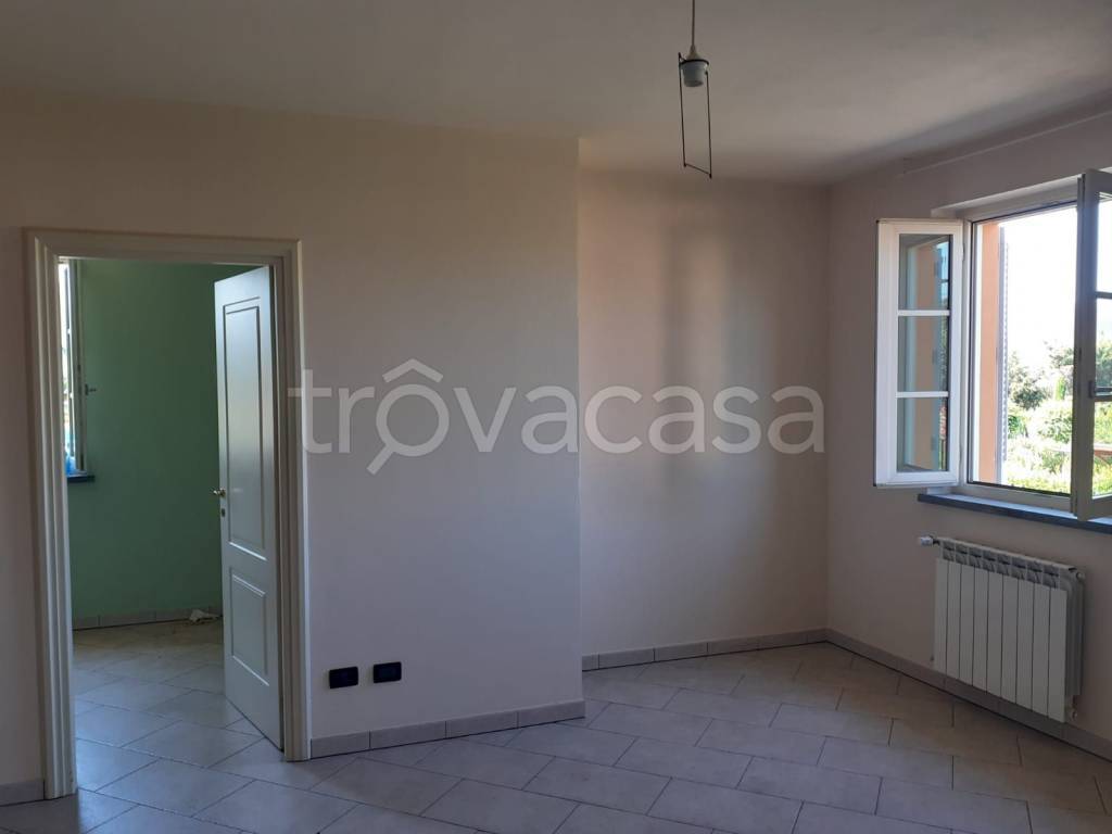 appartamento in vendita a Lucca in zona Picciorana